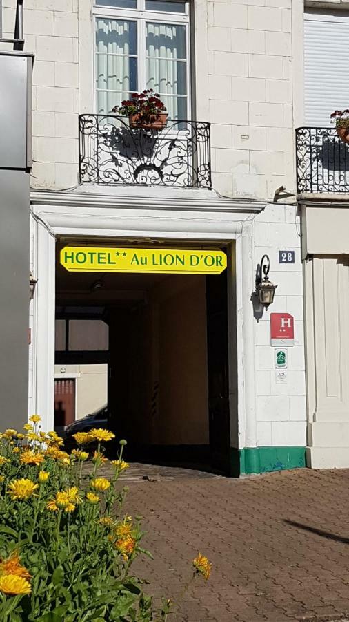 Hotel Au Lion D'Or Nogent-le-Rotrou Exterior photo